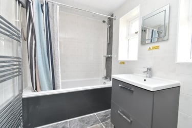 4 bed house, Darrell Place, Earlham, Norwich, NR58QW - Image 6