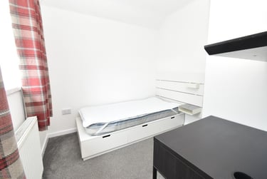 4 bed house, Darrell Place, Earlham, Norwich, NR58QW - Image 10