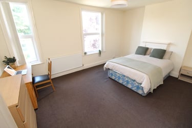 4 bed house, Ella Road, West Bridgford, Nottingham, NG25GZ - Image 1