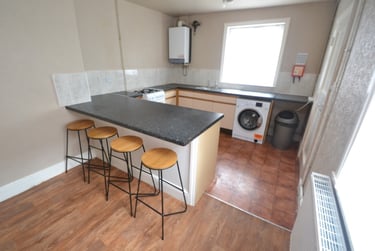 4 bed house, Oakfields Road, West Bridgford, Nottingham, NG25DN - Image 1