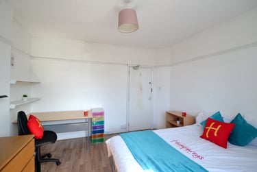 5 bed house, Rolleston Drive, Lenton, Nottingham, NG71JT - Image 4