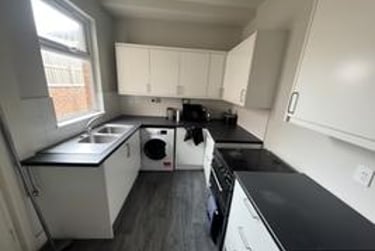 3 bed house, Watkin Street, Hockley, Nottingham, NG31DL - Image 2