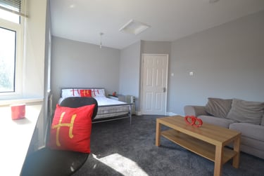 6 bed house, Lace Street, Dunkirk, Nottingham, NG72JT - Image 4