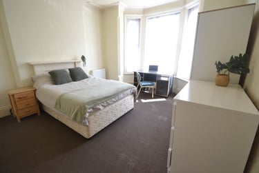 5 bed house, Epperstone Road, West Bridgford, Nottingham, NG27QF - Image 4