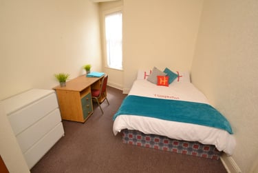 4 bed house, Millicent Road, West Bridgford, Nottingham, NG27PZ - Image 3