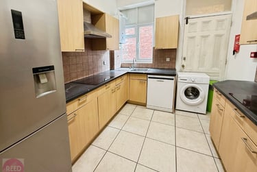 8 bed flat, Derby Road, Lenton, Nottingham, NG71QN - Image 5