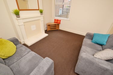 4 bed house, Hawksworth Road, West Bridgford, Nottingham, NG25FS - Image 3