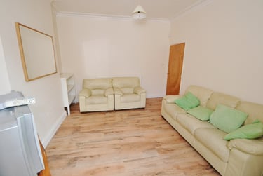5 bed house, Albert Grove, Radford, Nottingham, NG71PA - Image 9