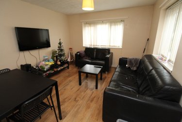 6 bed house, Lenton Boulevard, Lenton, Nottingham, NG72FQ - Image 1