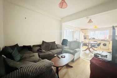 7 bed house, Harlaxton Drive, Lenton, Nottingham, NG71JE - Image 5