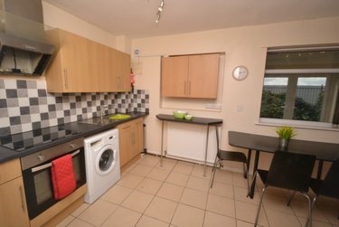 5 bed house, Allenfield Court, Park Road, Lenton, Nottingham, NG71LH - Image 1