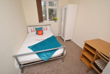 5 bed house, Allenfield Court, Park Road, Lenton, Nottingham, NG71LH - Image 6