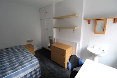 6 bed house, Elmsthorpe Avenue, Lenton, Nottingham, NG72BU - Image 5