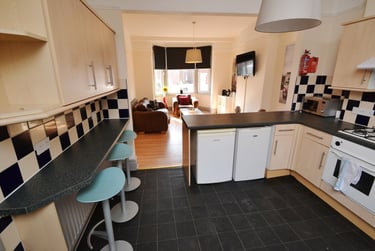 5 bed house, Shrewsbury Road, Sneinton, Nottingham, NG24HQ - Image 1