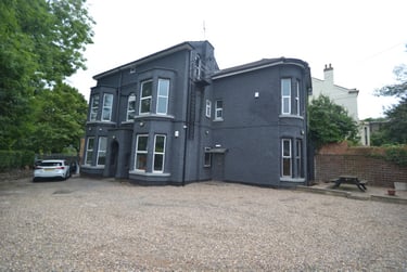 8 bed flat, Mount Hooton Road, Radford, Nottingham, NG74AY - Image 11