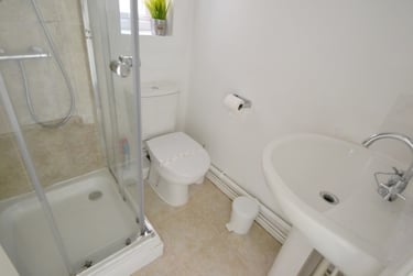 6 bed house, Johnson Road, Lenton, Nottingham, NG72BX - Image 6