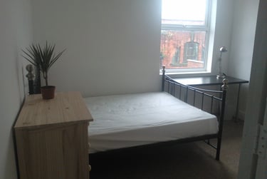 4 bed house, Cycle Road, Lenton, Nottingham, NG72DT - Image 4