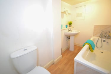 4 bed house, Park Road, Lenton, Nottingham, NG71JG - Image 8