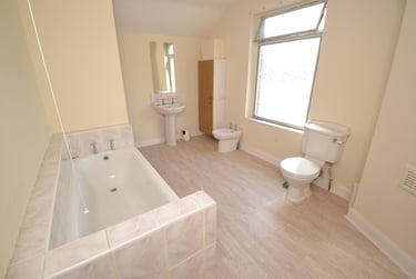 5 bed house, Trent Boulevard, West Bridgford, Nottingham, NG25BA - Image 6