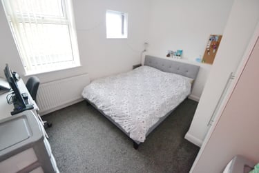 4 bed house, Dunkirk Road, Dunkirk, Nottingham, NG72PH - Image 2