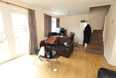 3 bed house, Falcon Close, Lenton, Nottingham, NG72DL - Image 2