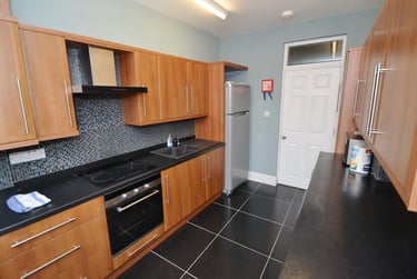 4 bed house, Woodborough Road, Arboretum, Nottingham, NG31AZ - Image 3