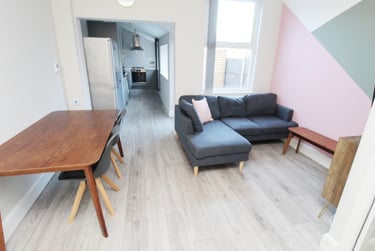 5 bed house, City Road, Dunkirk, Nottingham, NG72JJ - Image 3