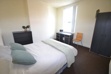 3 bed house, Cloister Street, Dunkirk, Nottingham, NG72PG - Image 2