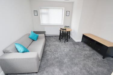 1 bed flat, Henry Road, West Bridgford, Nottingham, NG27ND - Image 3