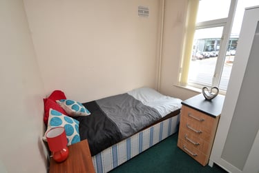 5 bed house, Derby Road, Lenton, Nottingham, NG72DZ - Image 7