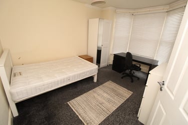 6 bed house, Balfour Road, Radford, Nottingham, NG71NY - Image 9