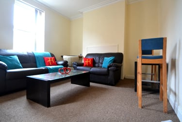 4 bed house, Bridge Grove, West Bridgford, Nottingham, NG27LE - Image 3