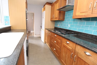 4 bed house, Dallas York Road, Beeston, Nottingham, NG92EZ - Image 3