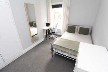 4 bed house, Dallas York Road, Beeston, Nottingham, NG92EZ - Image 7