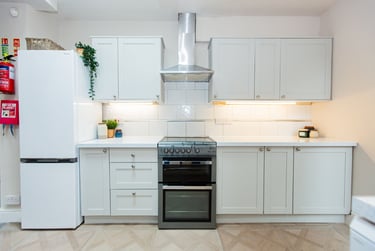 5 bed house, Charnwood Grove, West Bridgford, Nottingham, NG27NT - Image 3