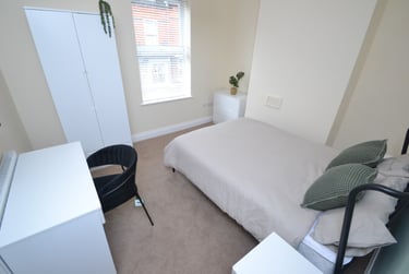 2 bed house, Birrell Road, Forest Fields, Nottingham, NG76LT - Image 8