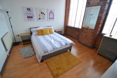 2 bed flat, Portland Square, Arboretum, Nottingham, NG74GQ - Image 2