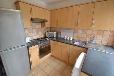 4 bed house, Exchange Road, West Bridgford, Nottingham, NG26BX - Image 1