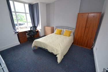 4 bed house, Highfield Road, Dunkirk, Nottingham, NG72JE - Image 1