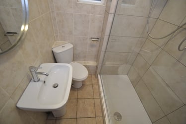 3 bed flat, Mount Hooton Road, Radford, Nottingham, NG74AY - Image 4