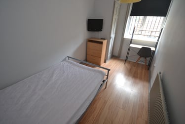 3 bed flat, Mount Hooton Road, Radford, Nottingham, NG74AY - Image 6