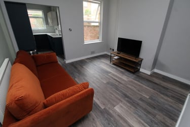 2 bed house, Tissington Road, Forest Fields, Nottingham, NG76PY - Image 2