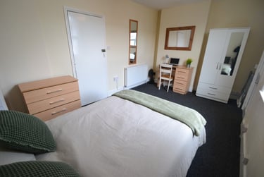 4 bed house, Osmaston Street, Lenton, Nottingham, NG71SD - Image 1