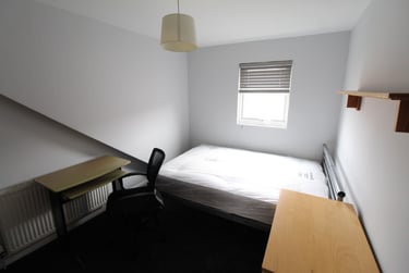 5 bed house, Elmsthorpe Avenue (5 BED), Lenton, Nottingham, NG72BU - Image 9