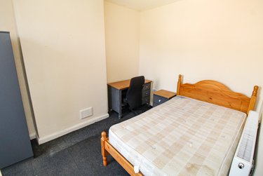 4 bed flat, Montpelier Road (4 Bed), Dunkirk, Nottingham, NG72JW - Image 3