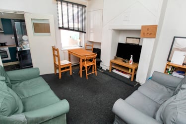 4 bed flat, Montpelier Road (4 Bed), Dunkirk, Nottingham, NG72JW - Image 5