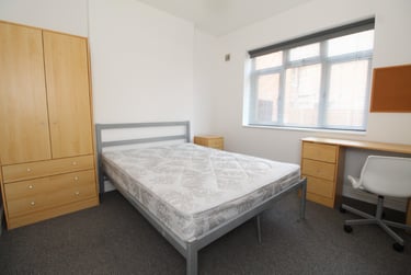 4 bed house, City Road, Dunkirk, Nottingham, NG72JL - Image 2