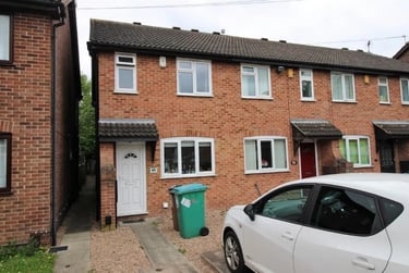 3 bed house, Montpellier Road, Dunkirk, Nottingham, NG72JX - Image 1