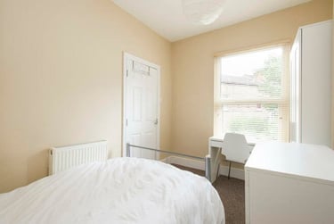 4 bed house, All Saints Terrace, Arboretum, Nottingham, NG74DQ - Image 7