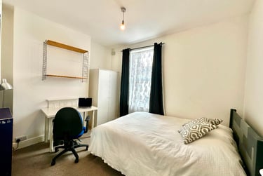 4 bed house, (26/27) Glentworth Road, Bobbers Mill, Nottingham, NG75QN - Image 4